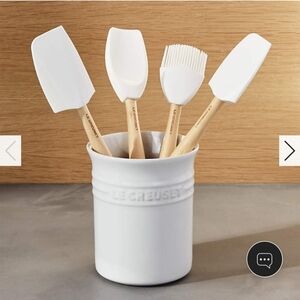 Le Creuset 4 Piece Utensil Set With Crock